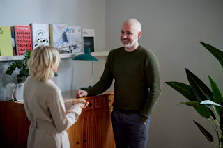 Mat and Pam chatting